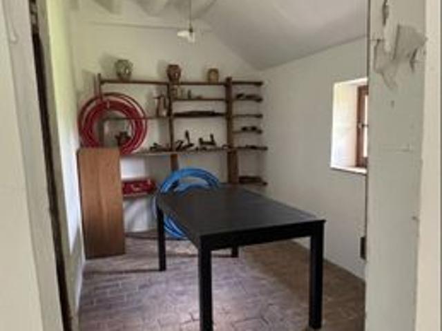 Maison 80 pièces 4 m²