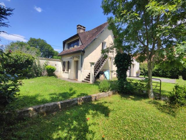 Maison 80m² 1250m² de terrain environ