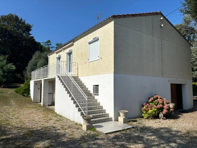 Maison 82 m2 sur terrain de 1101 m2 17132 Meschers/Gironde