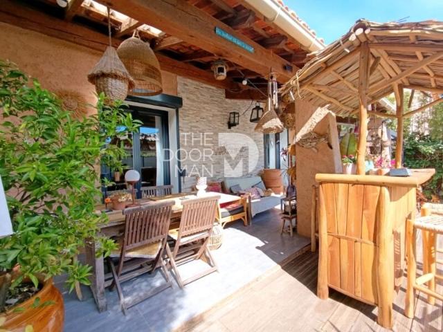 Maison 83140