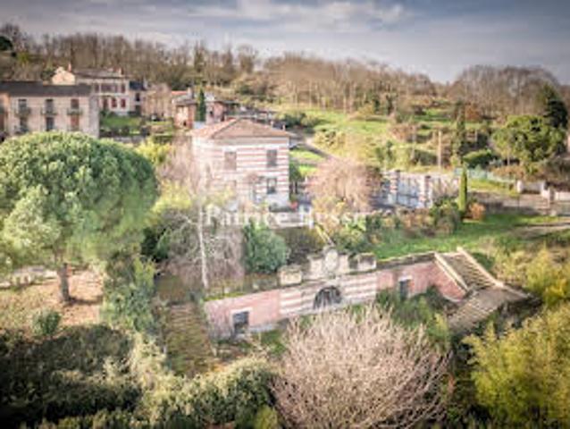 Maison avec jardin et terrasse
