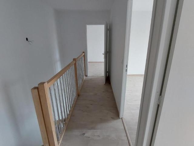 Maison, 84 m² à louer à Berru 51420