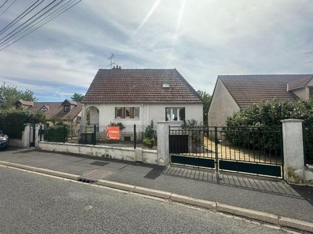 Maison 85 m², 3 pièces, 2 chambres, sous sol, cave et terrain