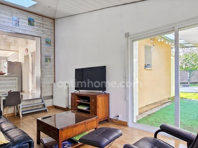 Maison 85 m² pleine de charme – 2 chambres – terrasse intimiste – double garage – aucun travaux PAU 64