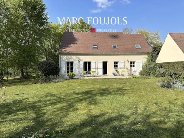 Maison avec jardin et terrasse