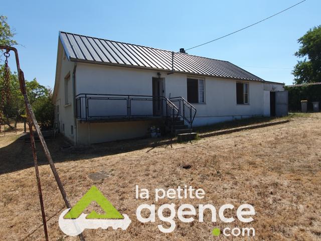 Maison 88 m2 à rénover avec beau terrain