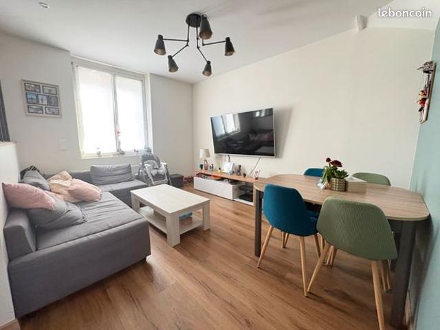 Maison 89 m² / Secteur La Neuville Saint Acheul / Parfait état