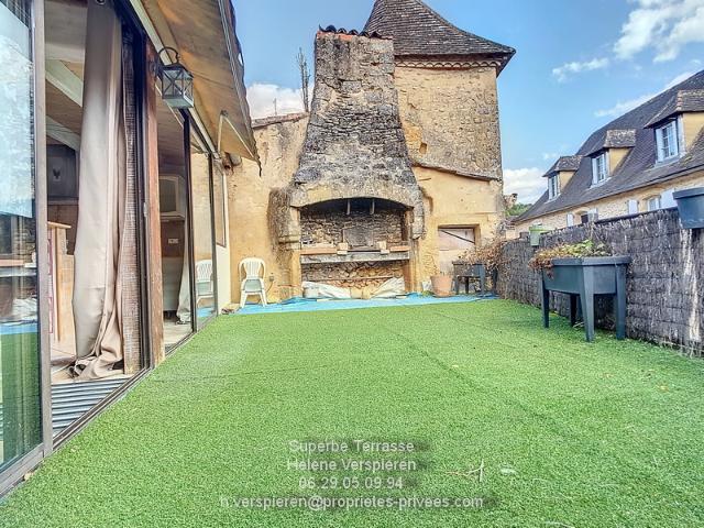 Maison 8 pièce s 254 m2 avec dépendance