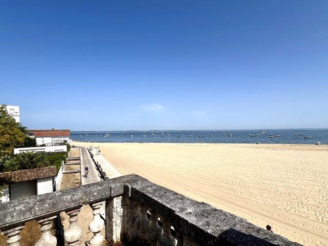 Maison 8 pièces 280 m²