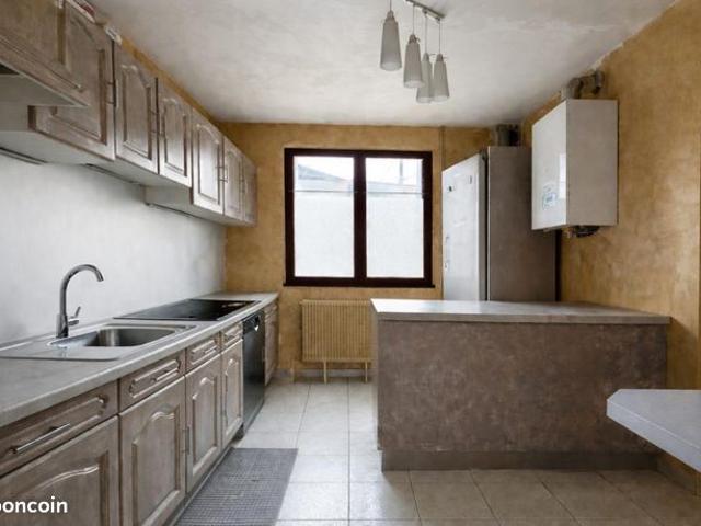 Maison 8 pièces 117 m²