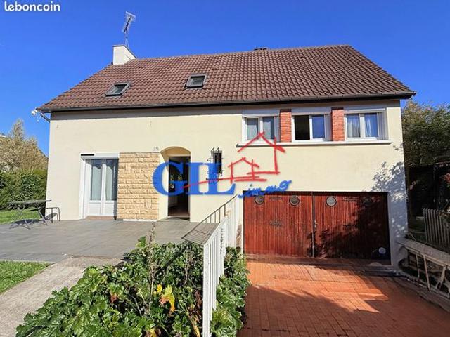 Maison 8 pièces 106 m²