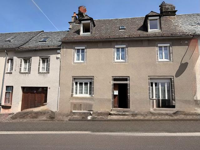 Maison 8 pièces 100 m²