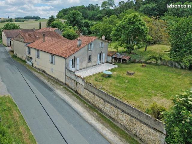 Maison 8 pièces 101 m²