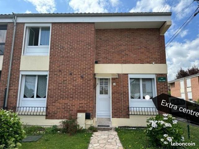 Maison 8 pièces 101 m²