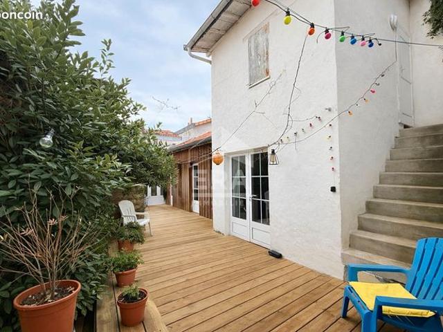 Maison 8 pièces 101 m²