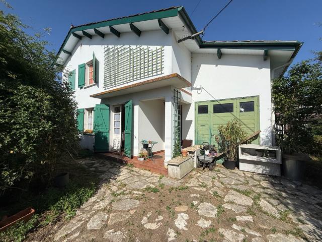 Maison 8 pièces 102 m²