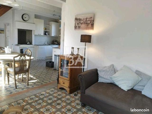 Maison 8 pièces 102 m²