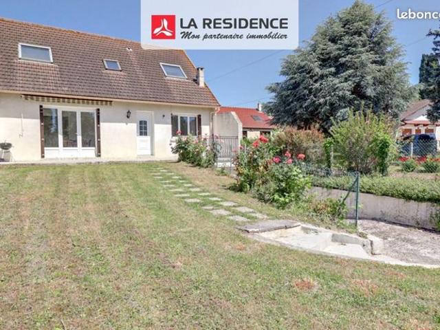 Maison 8 pièces 115 m²