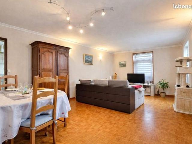 Maison 8 pièces 117 m²