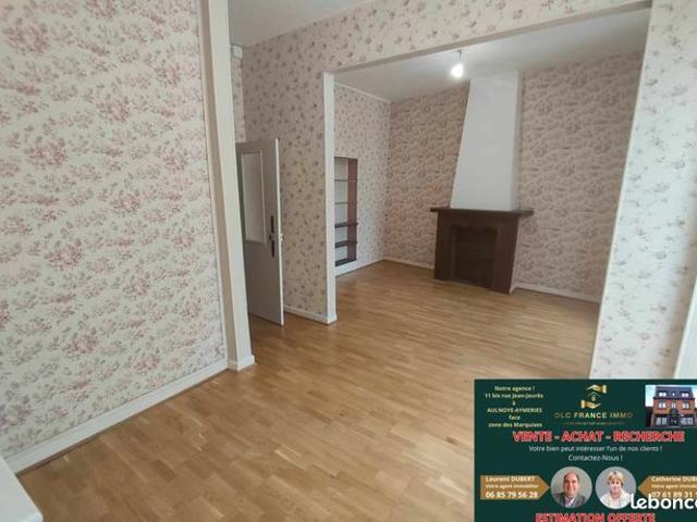 Maison 8 pièces 110 m²