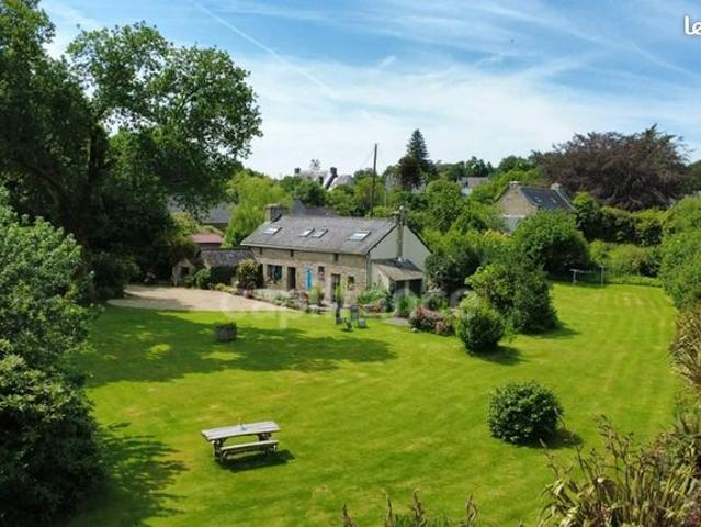 Maison 8 pièces 110 m²