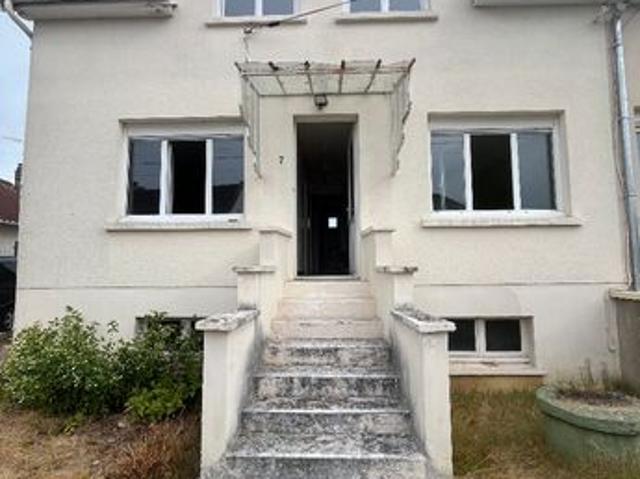 Maison 8 pièces 110 m²
