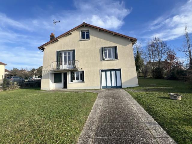 Maison 8 pièces 110 m²