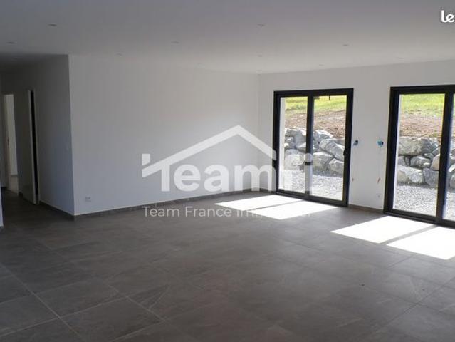 Maison 8 pièces 110 m²