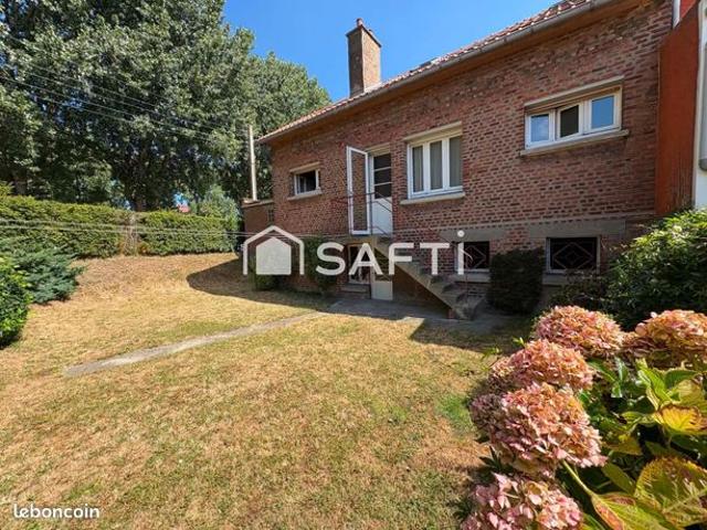 Maison 8 pièces 110 m²