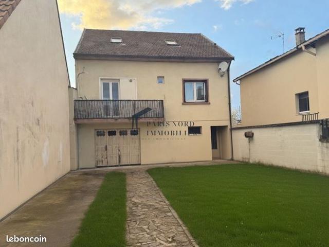 Maison 8 pièces 110 m²