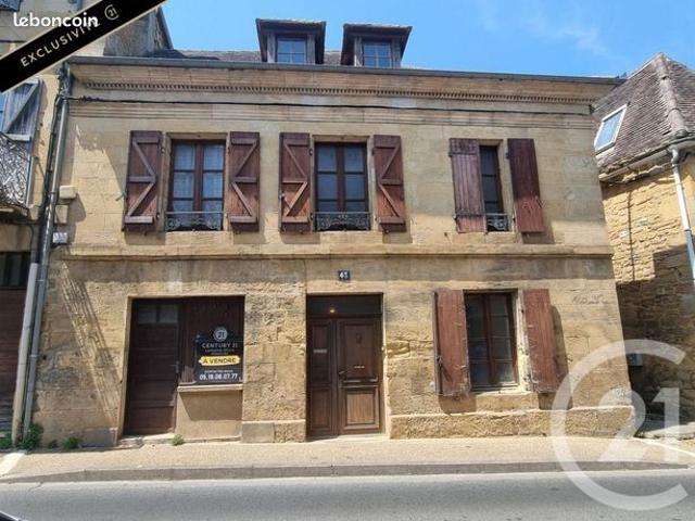 Maison 8 pièces 111 m²