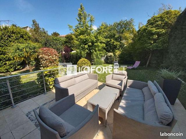 Maison 8 pièces 124 m²