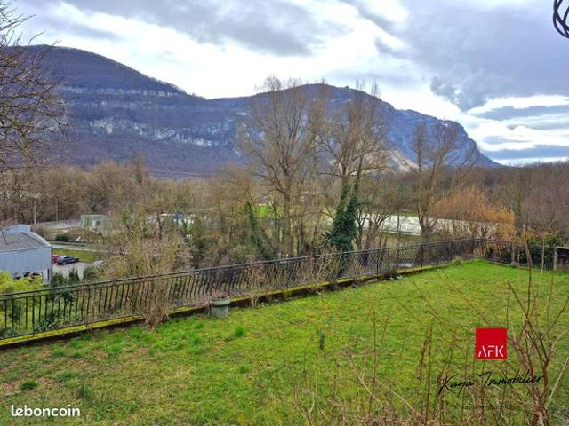 Maison 8 pièces 125 m²