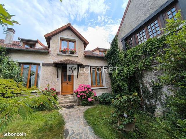 Maison 8 pièces 125 m²