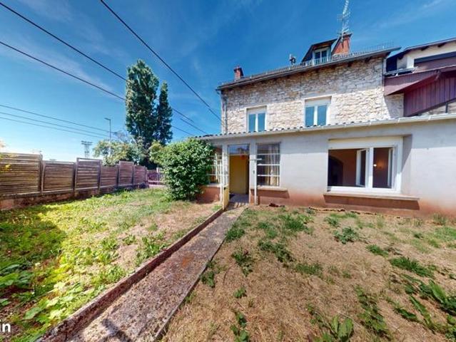 Maison 8 pièces 125 m²