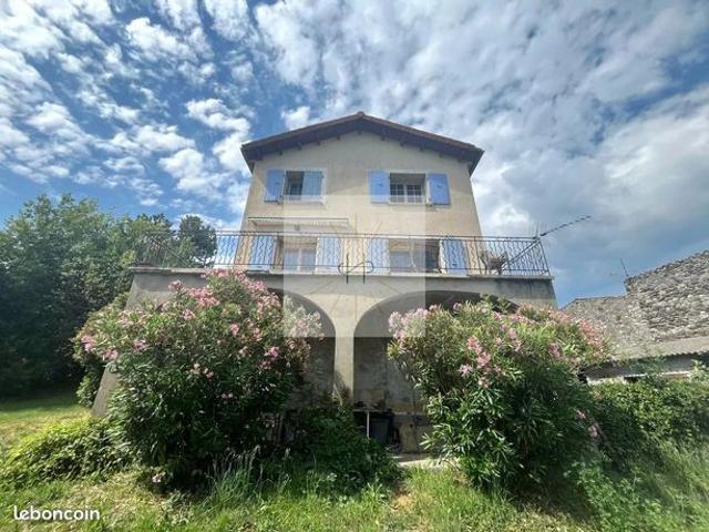 Maison 8 pièces 126 m²