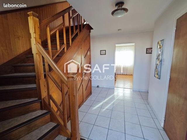Maison 8 pièces 126 m²