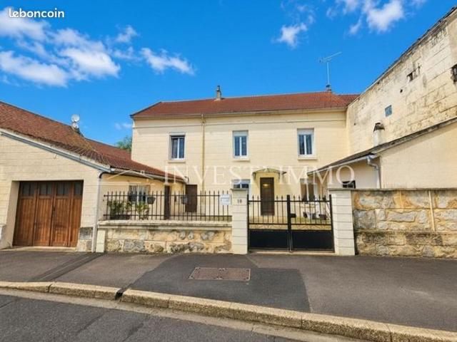 Maison 8 pièces 129 m²