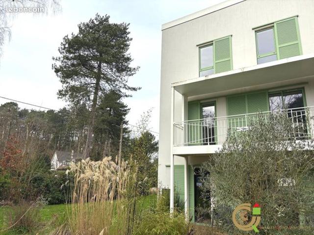 Maison 8 pièces 120 m²