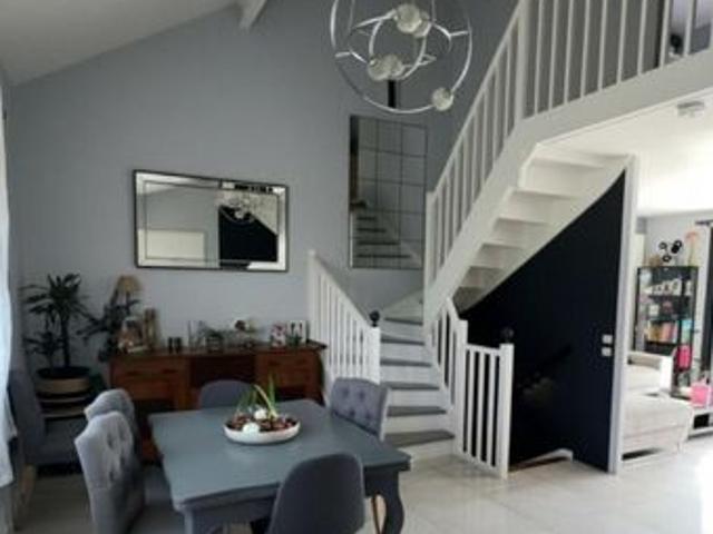 Maison 8 pièces 120 m²