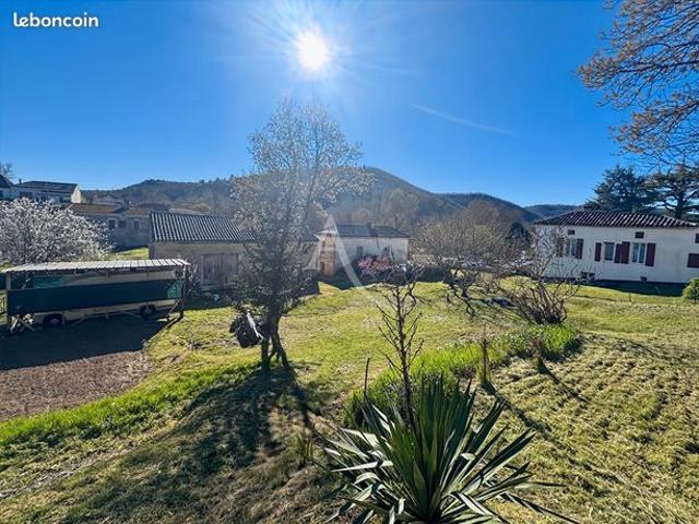Maison 8 pièces 120 m²