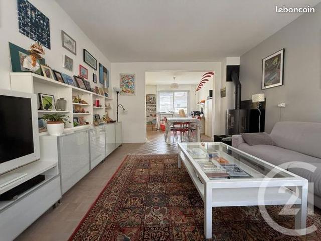 Maison 8 pièces 120 m²