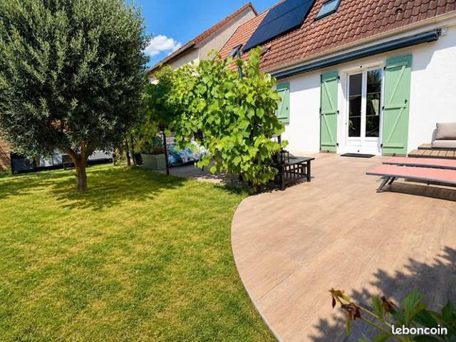 Maison 8 pièces 120 m²