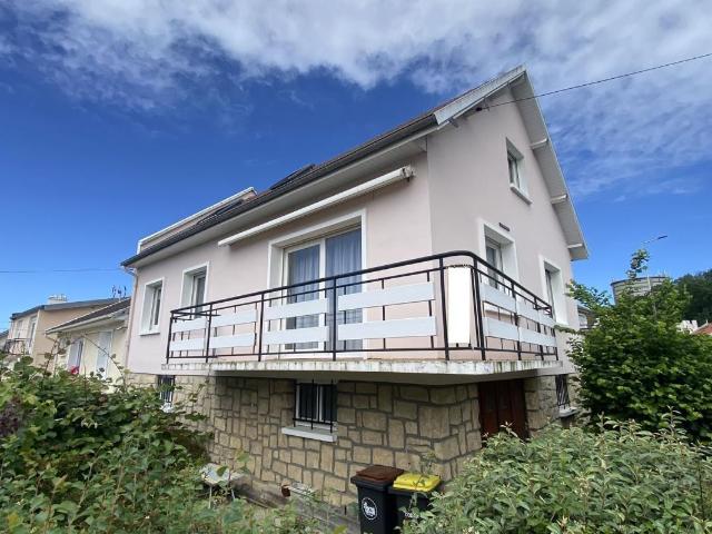 Maison 8 pièces 120 m²