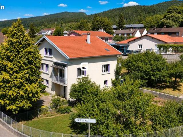Maison 8 pièces 121 m²