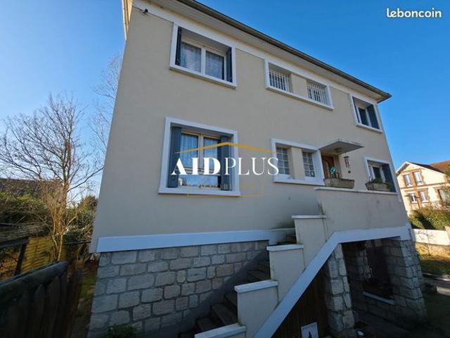Maison 8 pièces 121 m²