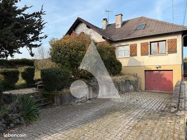 Maison 8 pièces 121 m²