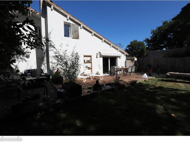 Maison 8 pièces 122 m²