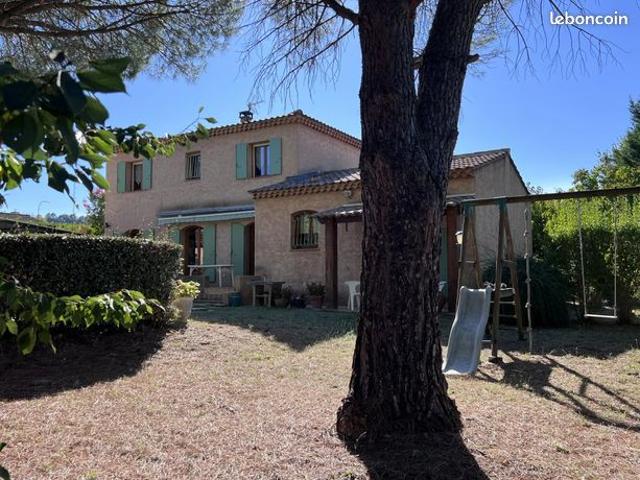 Maison 8 pièces 134 m²