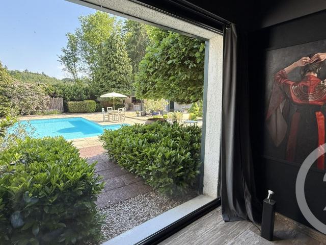 Maison 8 pièces 134 m²